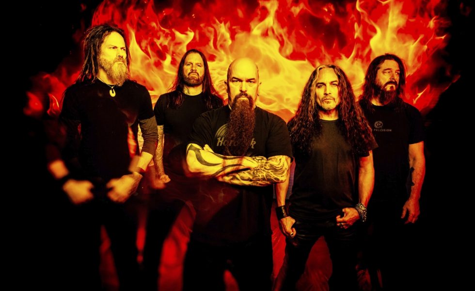 KERRY KING // Celebrates ‘From Hell I Rise’ Album Release With New Video ‘Toxic’